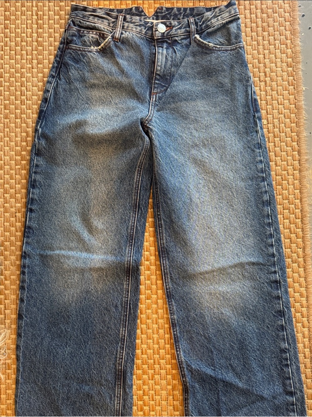 Straight-Leg Women's Jeans in Dark Blue Denim